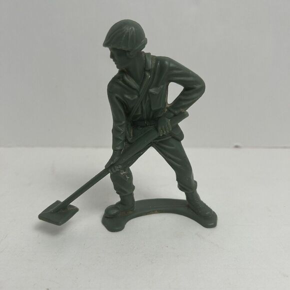 Vintage TIM-MEE TOYS large toy soldier figure green 5 Inches Made In USA - Picture 1 of 4